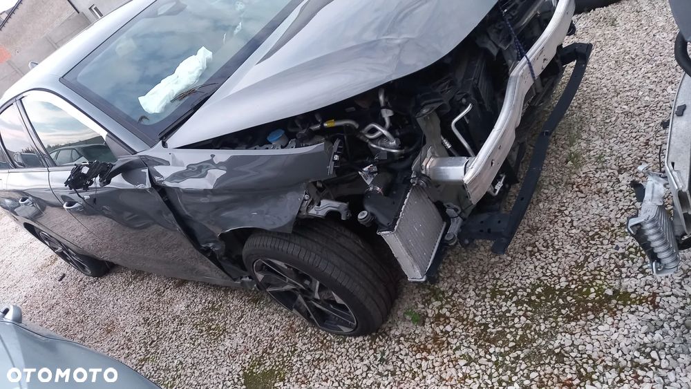 Peugeot 308 - 4