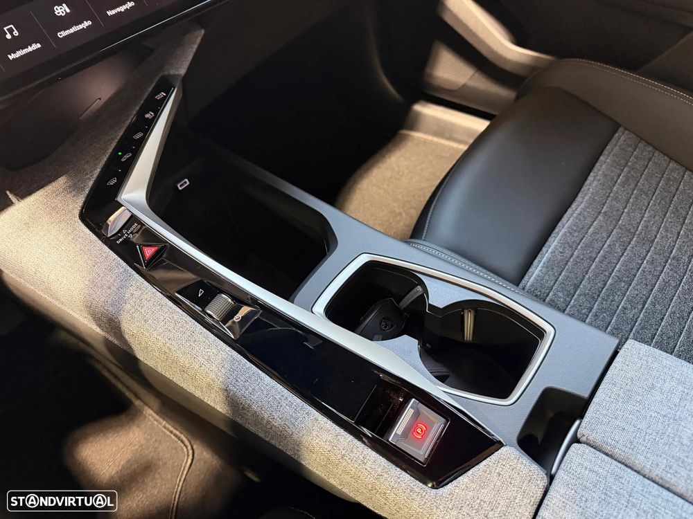 Peugeot 3008 1.2 Hybrid Allure Pack e-DCS6 - 22