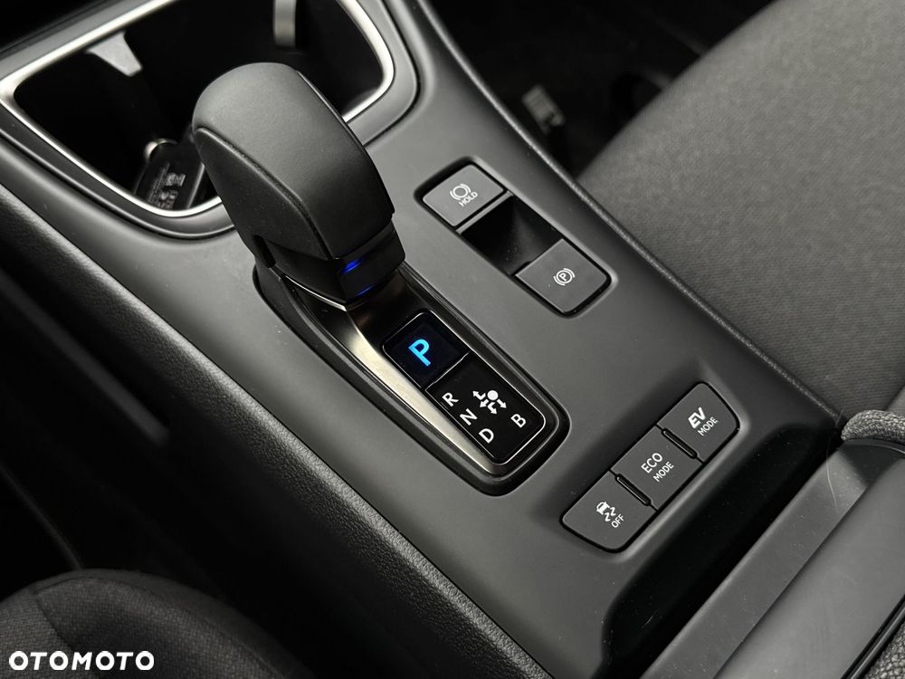 Lexus LBX 1.5 Hybrid - 28