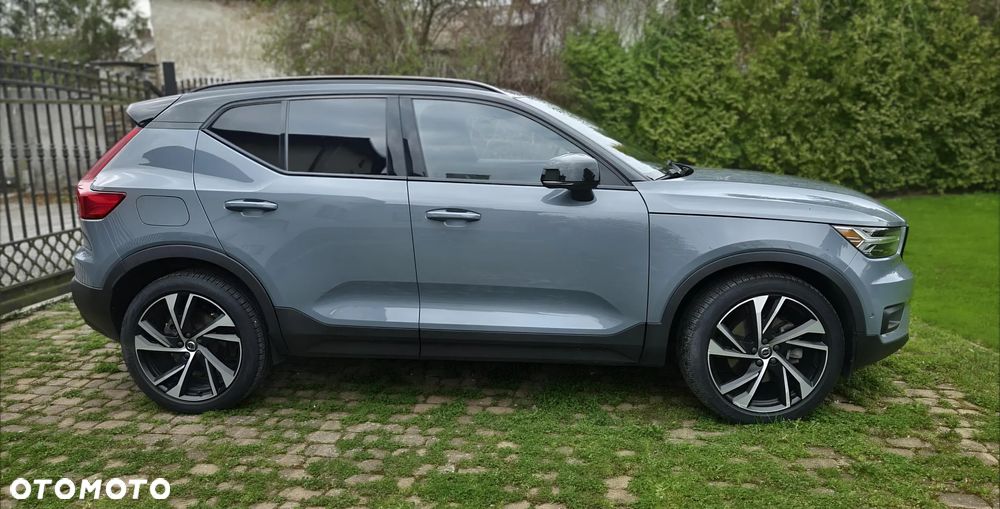 Volvo XC 40 T5 AWD R-Design - 9