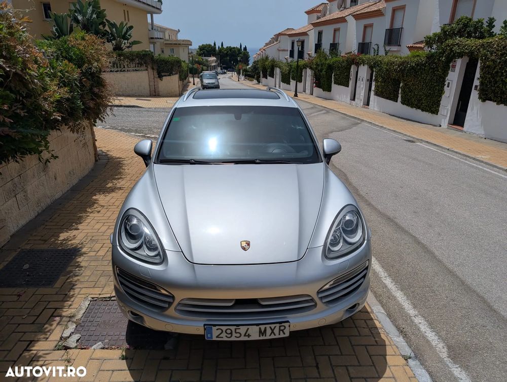 Porsche Cayenne Platinum Edition - 8
