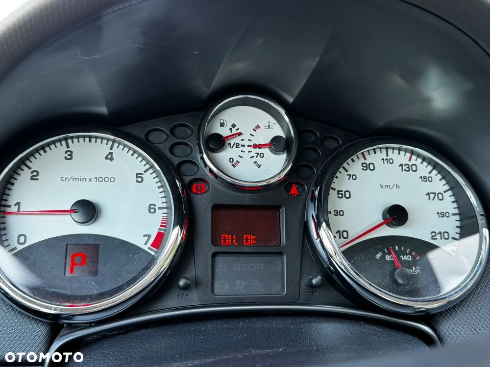 Peugeot 207 CC - 22