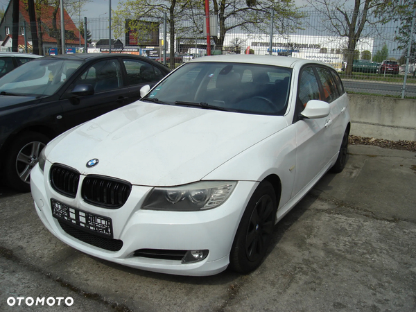 BMW Seria 3 318d