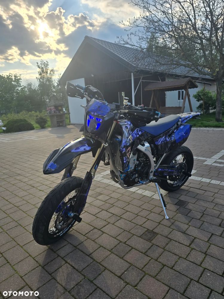 Yamaha WR - 7