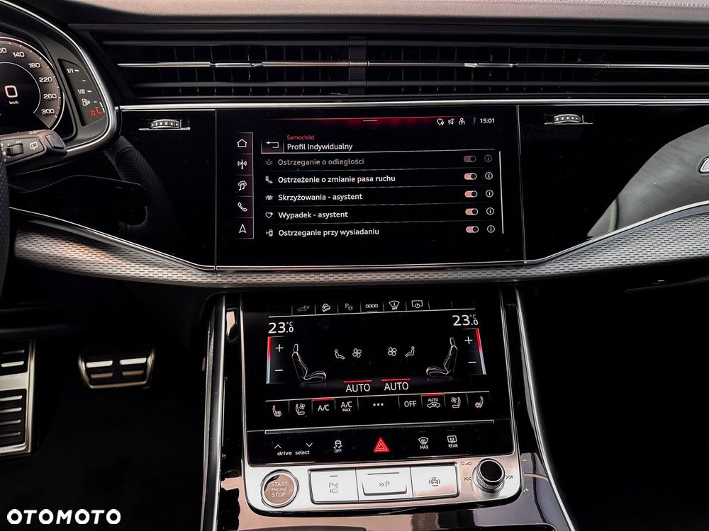 Audi Q8 - 35