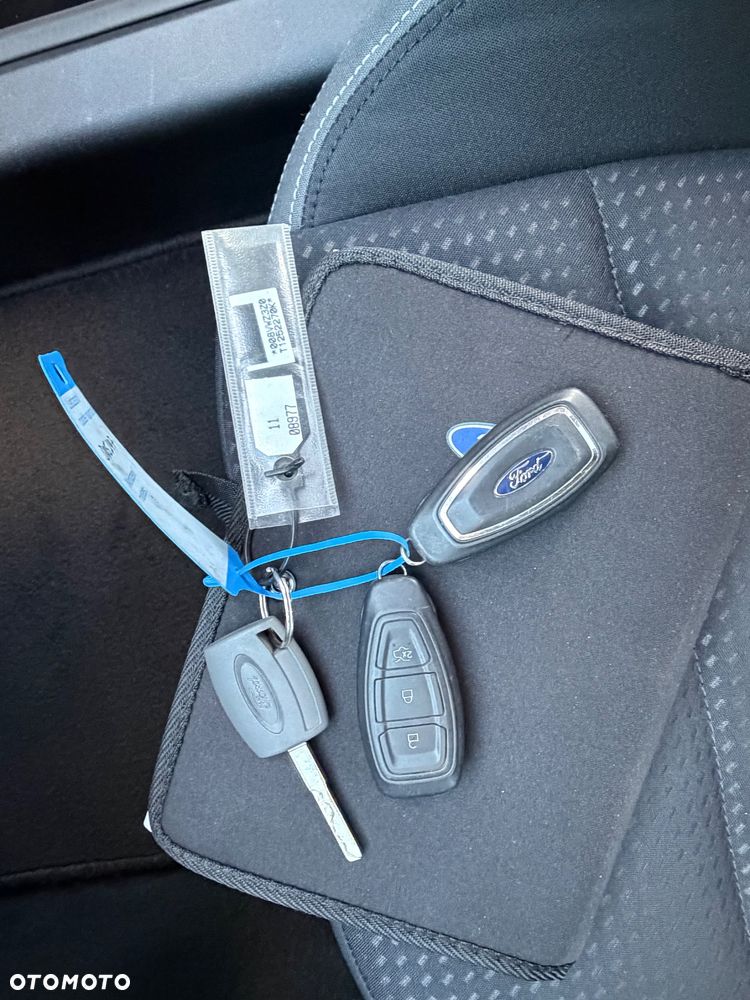 Ford Focus 2.0 TDCi DPF Start-Stopp-System Titanium - 14