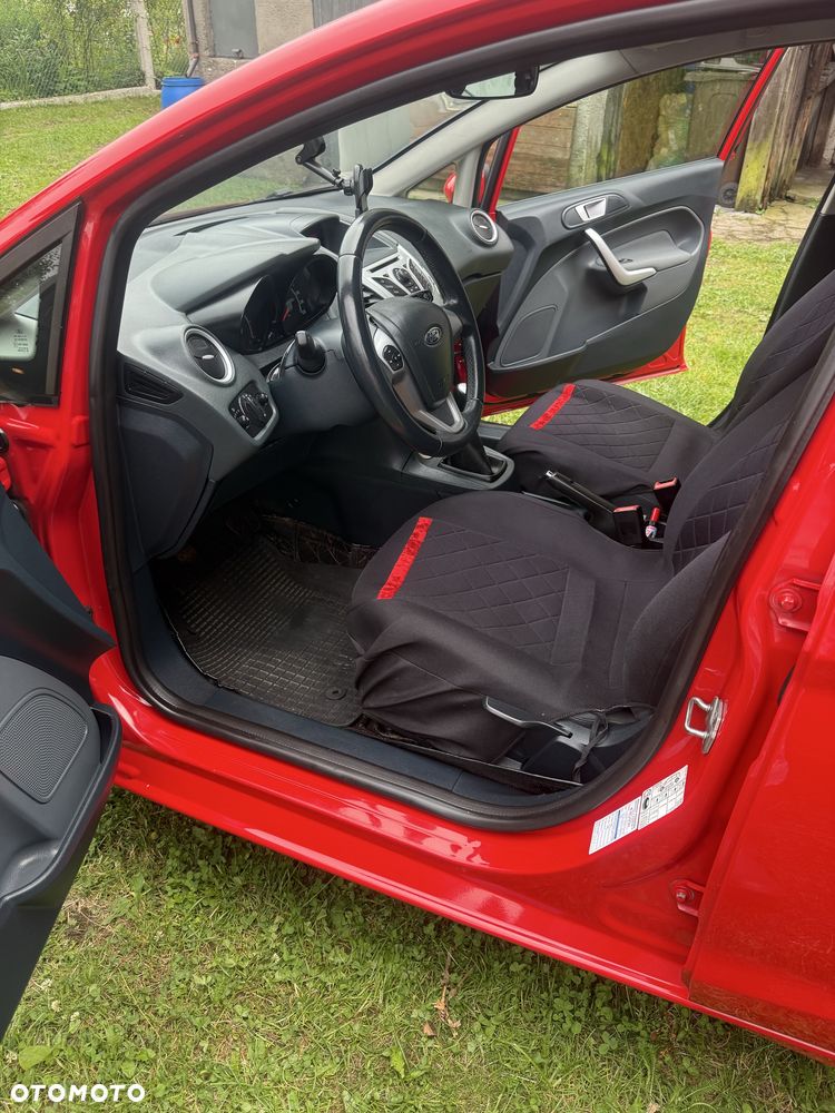 Ford Fiesta - 6