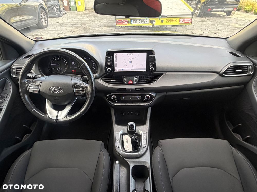 Hyundai i30 1.0 T-GDI GO - 17