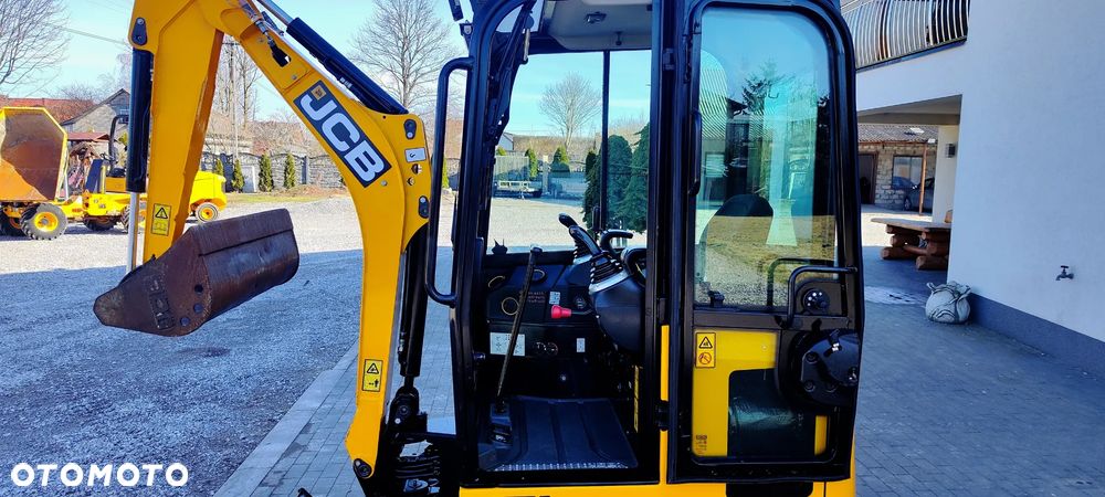 JCB JCB 16 C-1 mini koparka 3 łyżki 19c1 sprowadzona 8018 serwisowana - 8