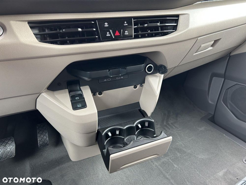 Volkswagen california Beach TOUR 5-os. 2.0TDI 150KM (dolne i górne łóżko) - 32