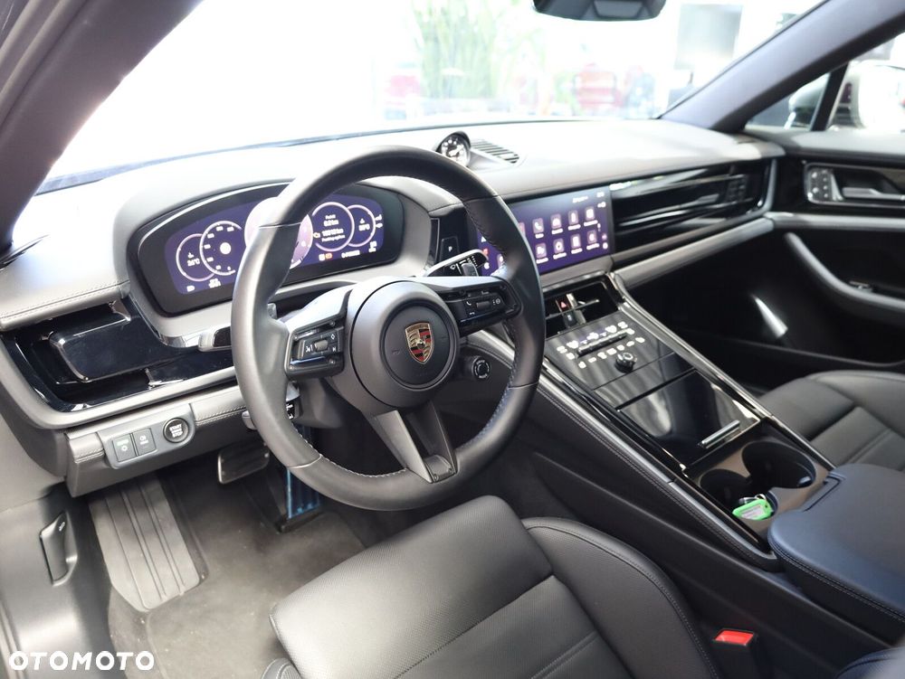 Porsche Panamera - 11