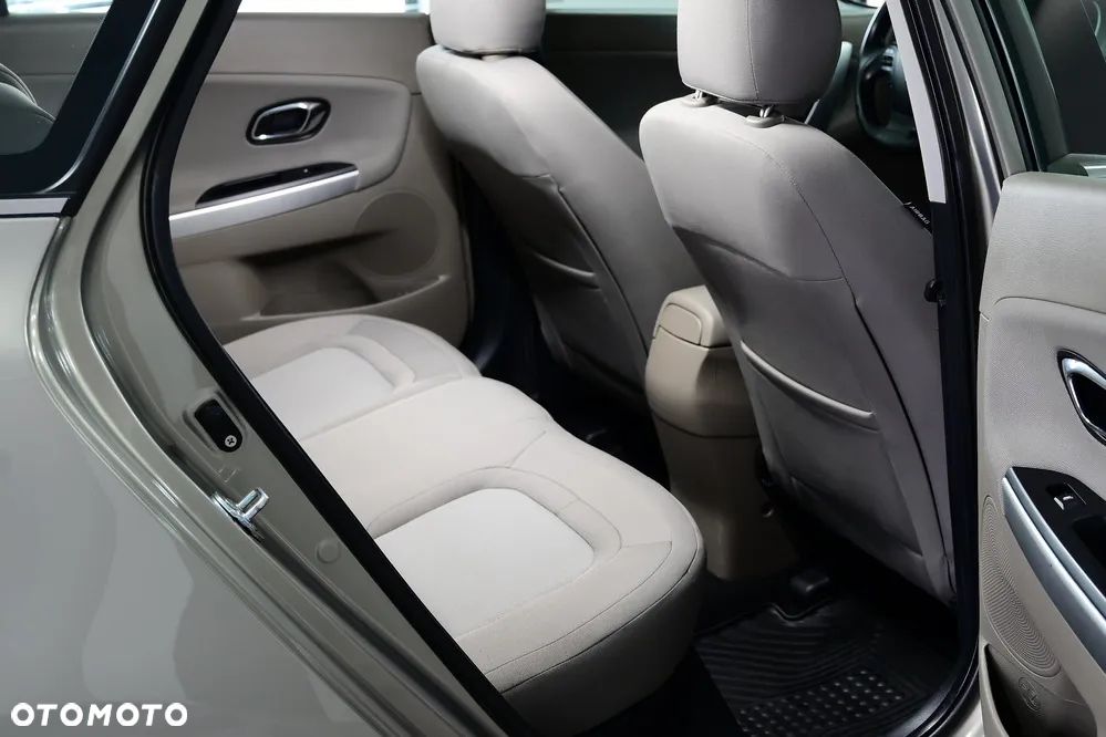 Kia Ceed 1.6 CRDi M - 11