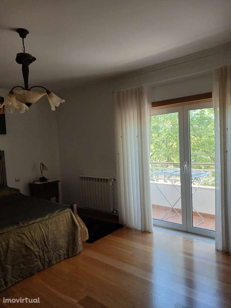 T3 em Fátima com varanda e garagem - Grande imagem: 4/14