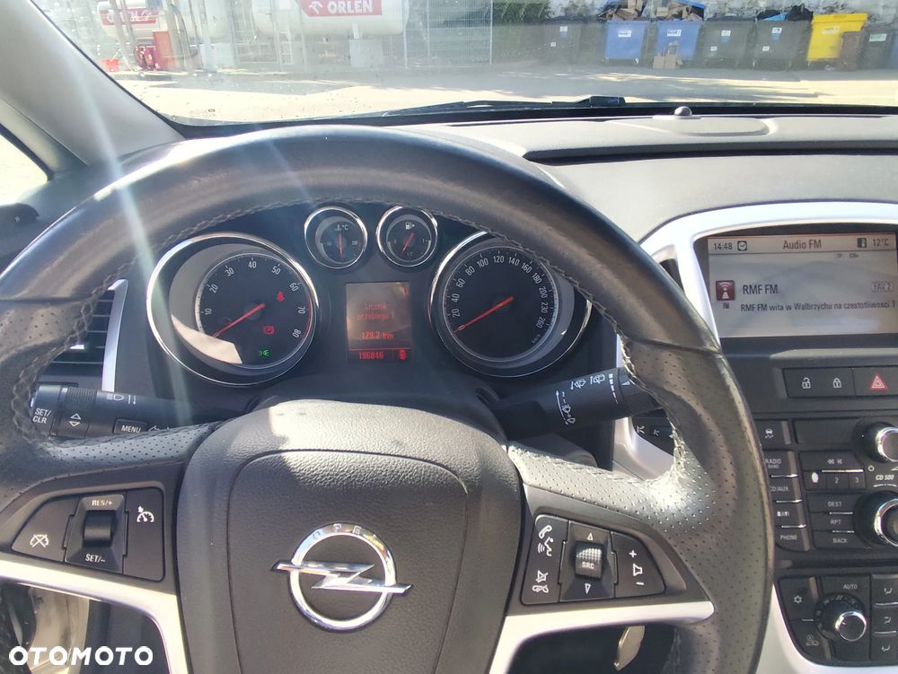 Opel Astra 1.6 Design Edition - 10