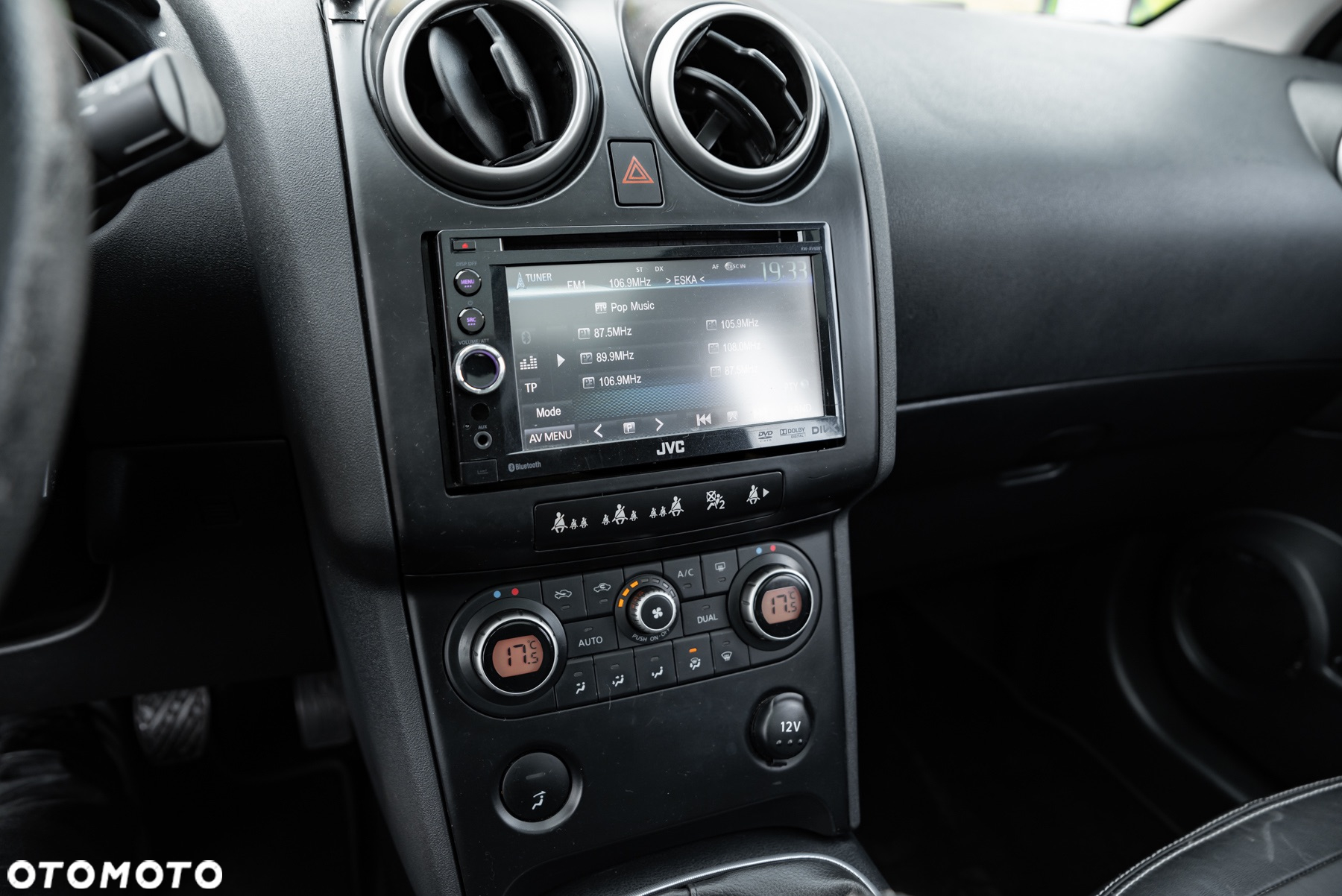 Nissan Qashqai 2.0 4x4 Tekna Premium - 32