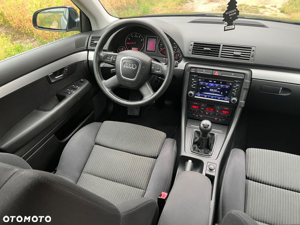 Audi A4 Avant 1.6 - 25