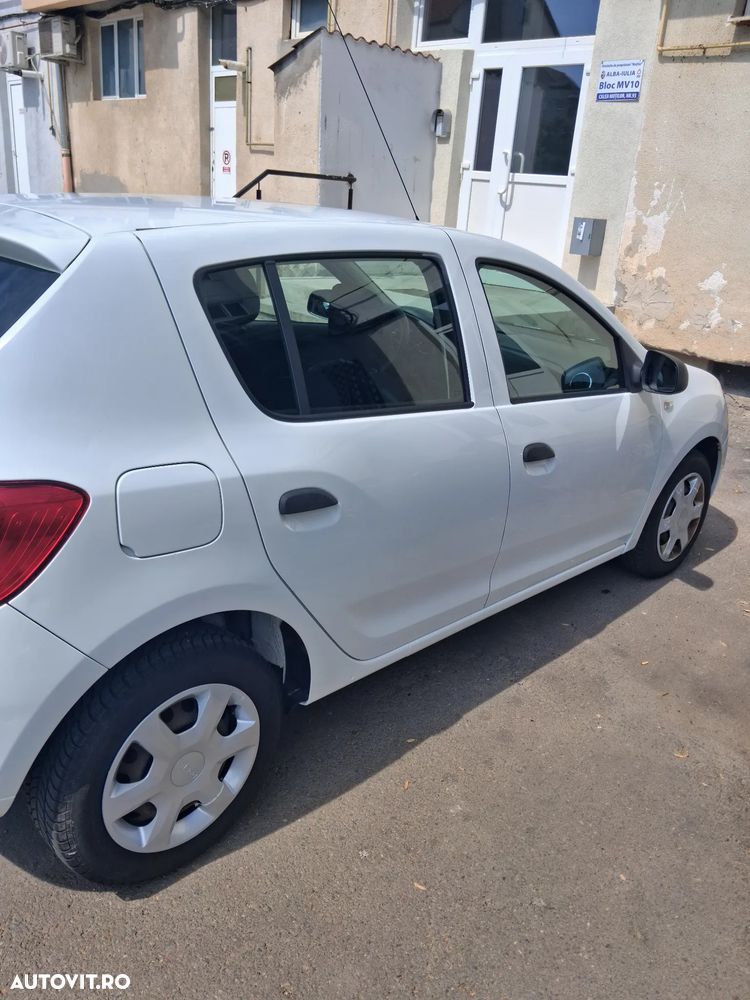 Dacia Sandero 1.2 Acces - 3