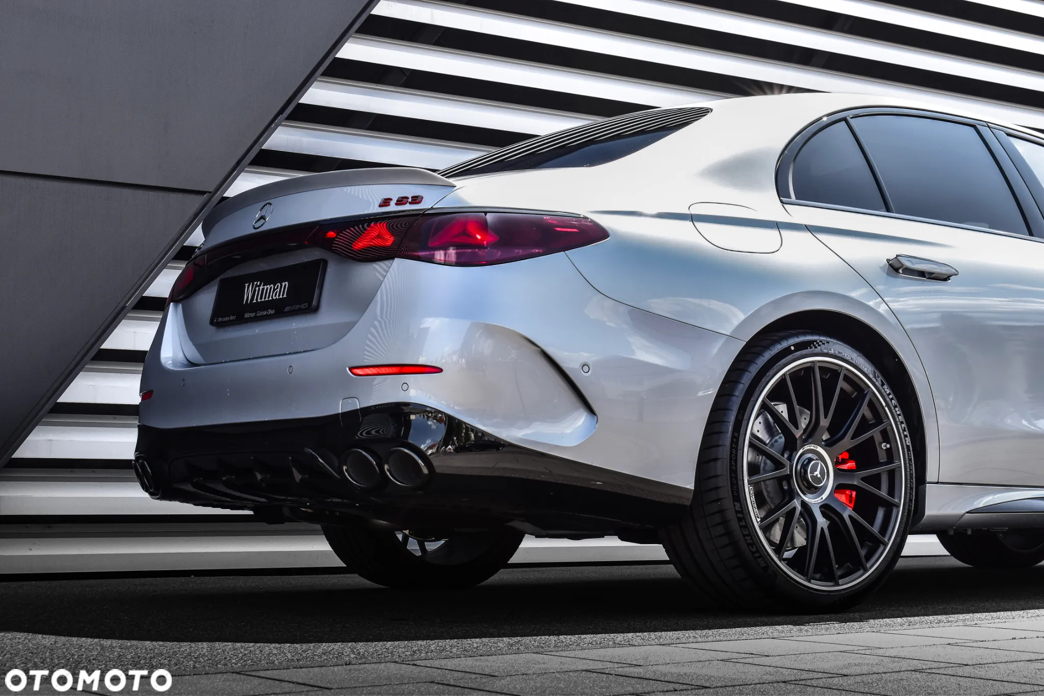 Mercedes-Benz Klasa E AMG 53 PHEV 4Matic+ 9G-Tronic TCT - 33