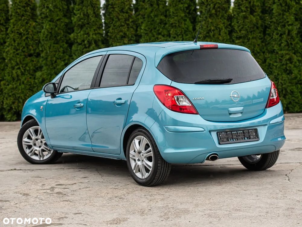 Opel Corsa 1.4 16V Edition 111 Jahre - 9