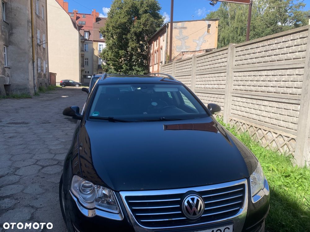 Volkswagen Passat 2.0 TDI DPF Highline DSG - 1