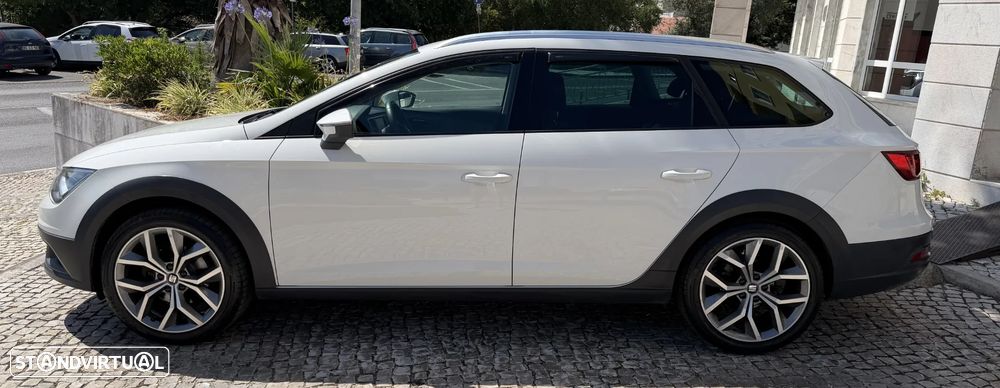 SEAT Leon ST 1.6 TDI S&S Style - 9