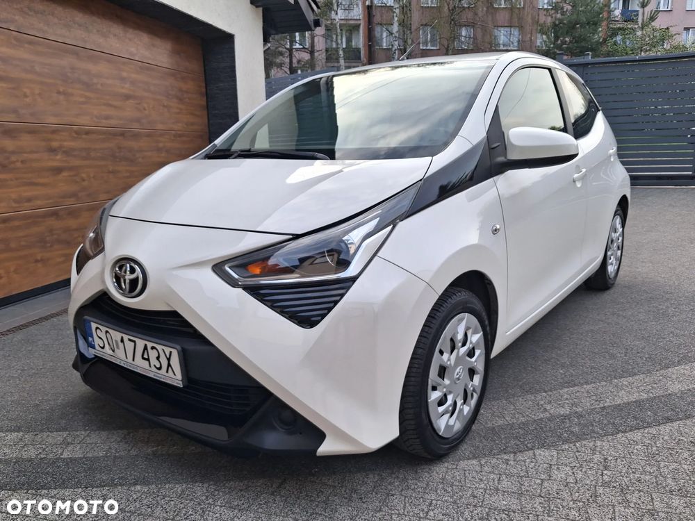 Toyota Aygo 1.0 VVT-i JBL Edition - 1