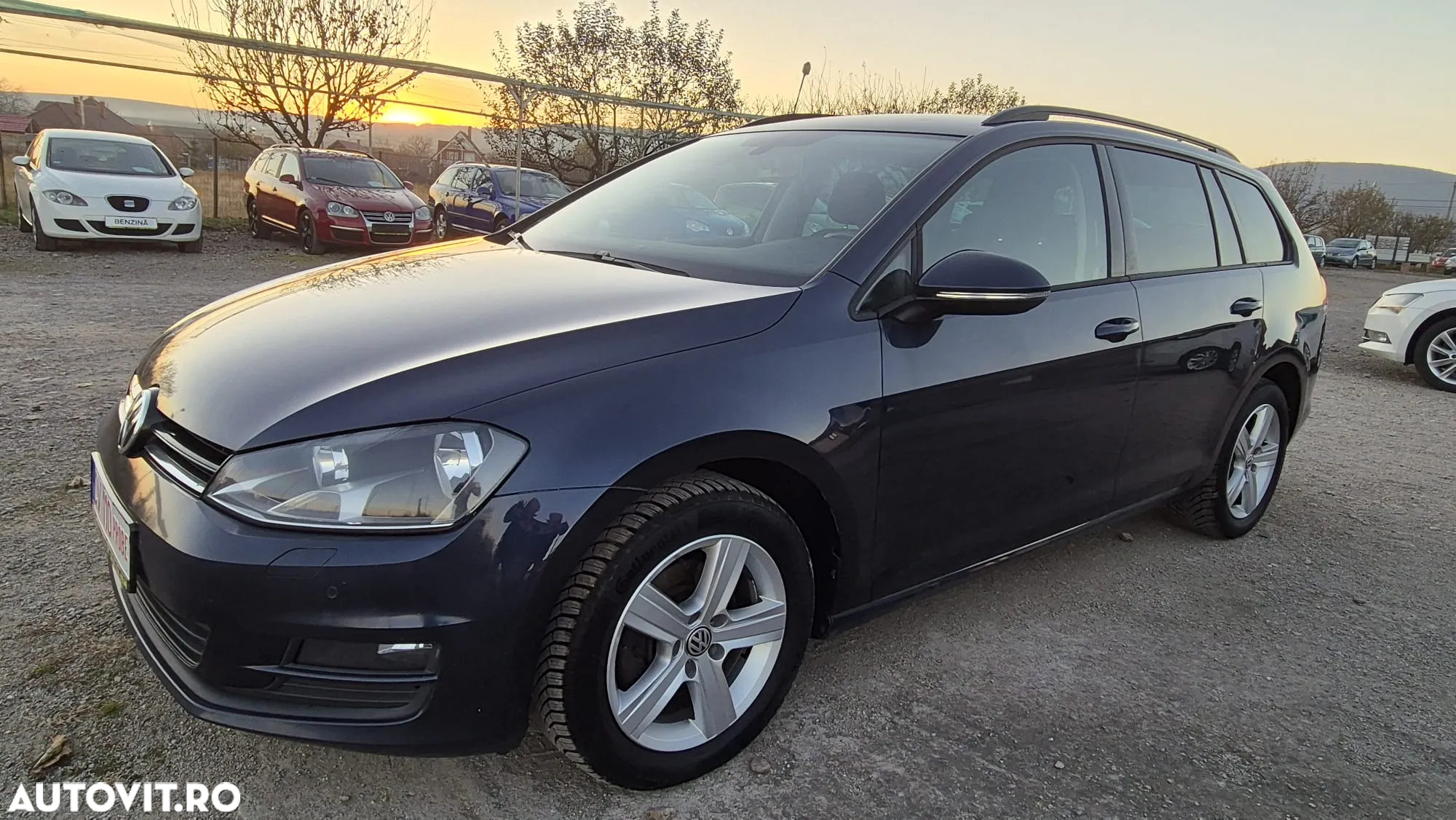 Volkswagen Golf 1.6 TDI BlueMotion Technology Comfortline - 2