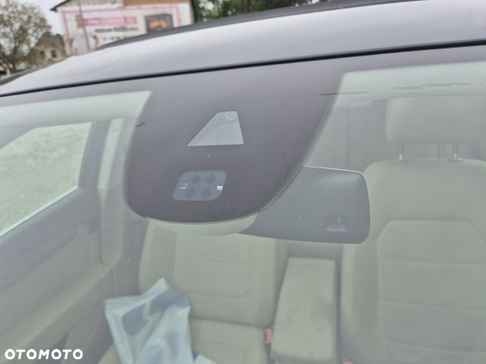 Volkswagen Passat - 9