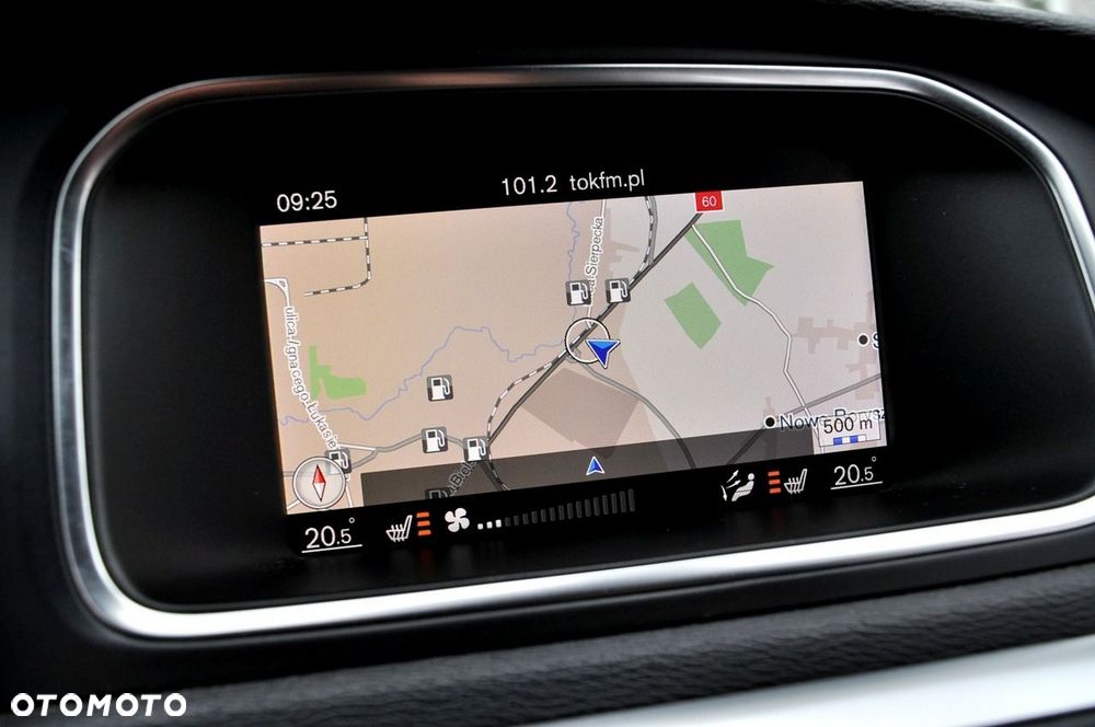 Volvo V40 D2 Drive-E R-Design Momentum - 21