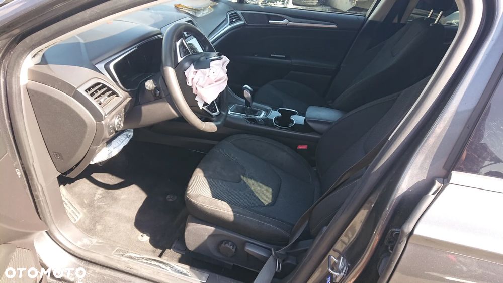 Ford Mondeo - 17