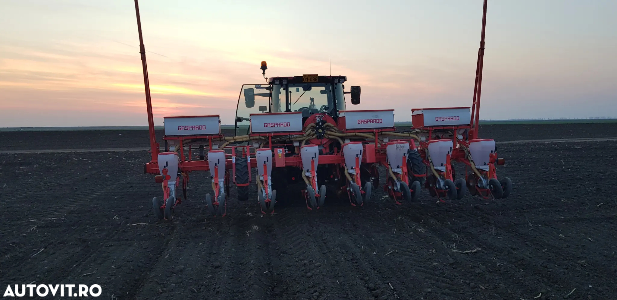 Case IH FARMALL 115 C - 4