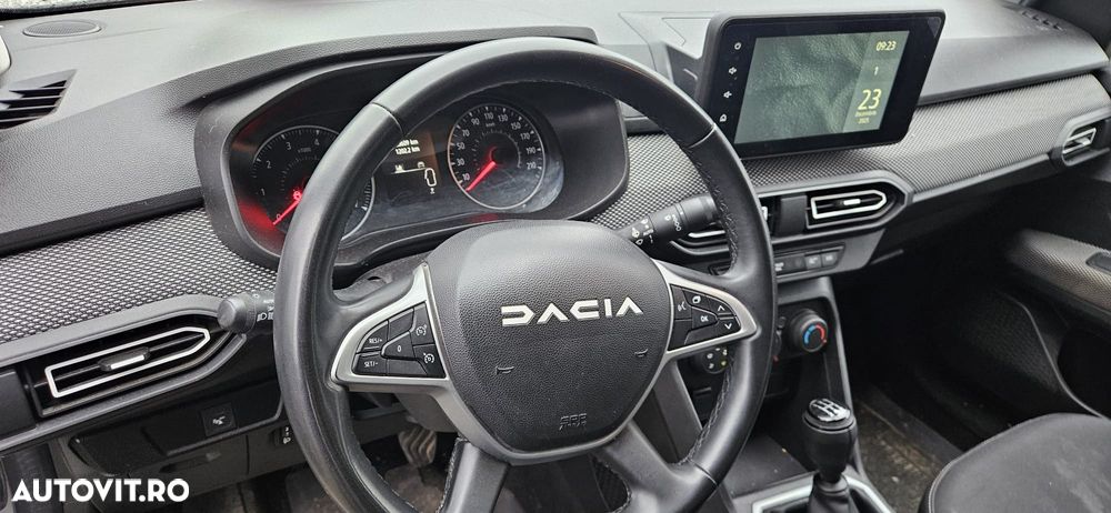 Dacia Logan TCe 90 MT5 Expression - 6