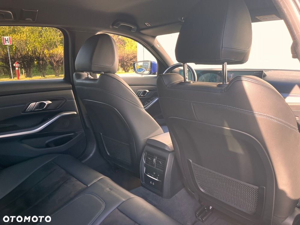 BMW Seria 3 320d mHEV M Sport sport - 23
