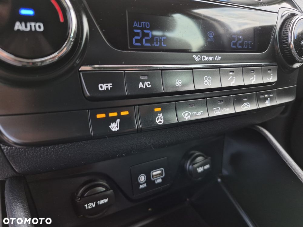 Hyundai Tucson blue 1.6 GDi 2WD Navi - 19