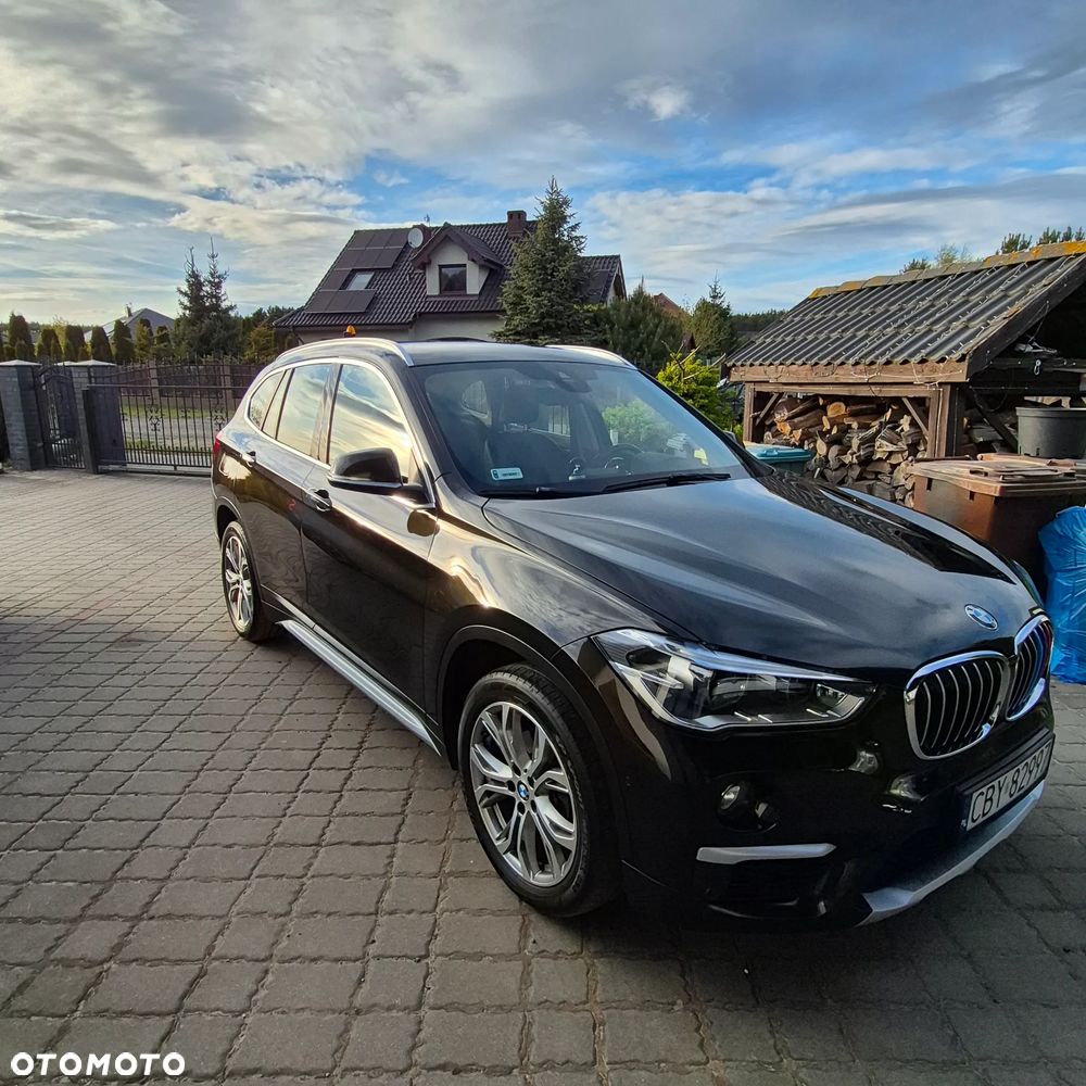 BMW X1 xDrive18d - 11
