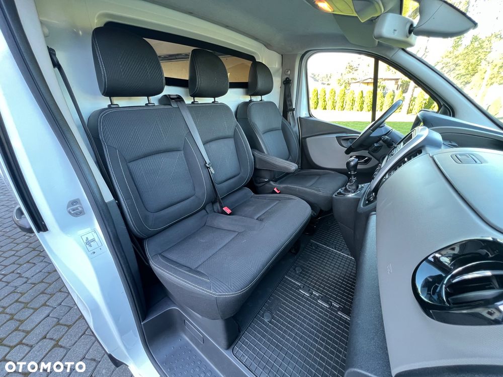 Renault TRAFIC - 12