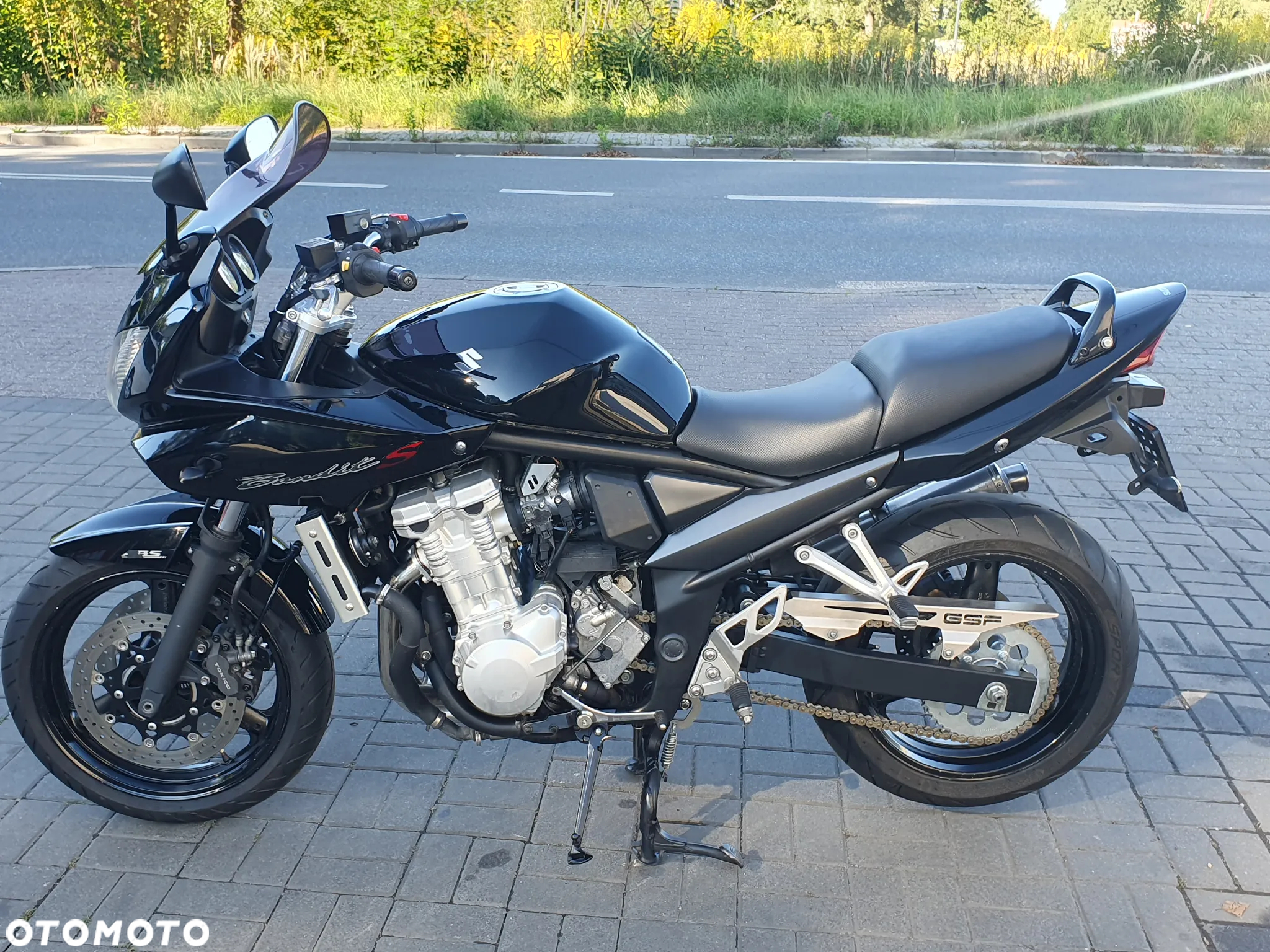 Suzuki Bandit - 24