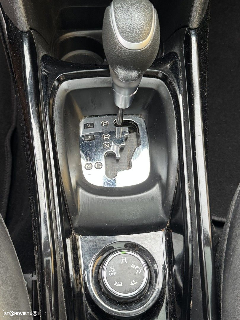 Peugeot 2008 1.2 PureTech Crossway EAT6 - 14