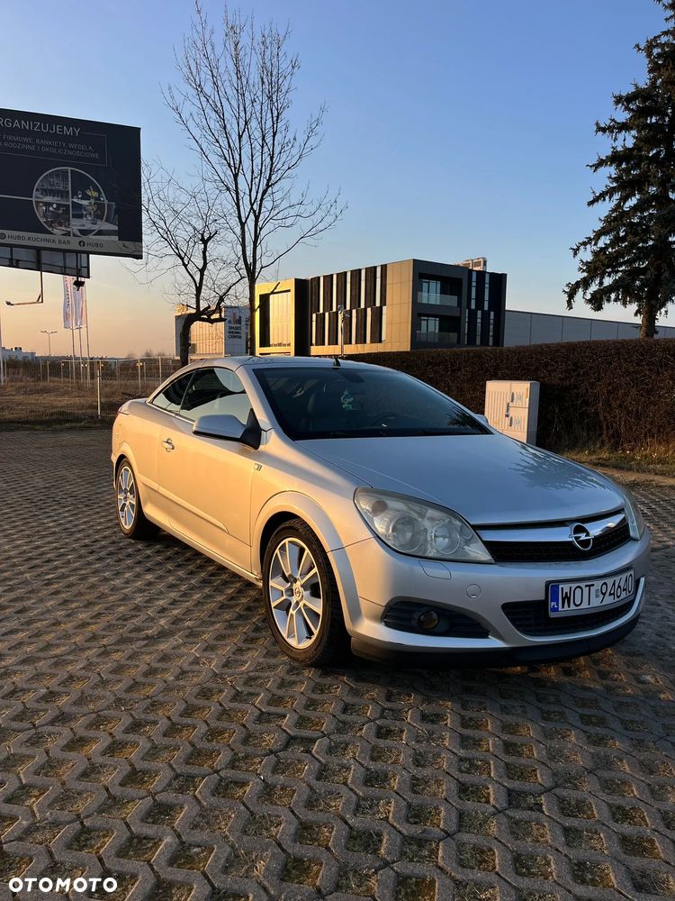Opel Astra 1.8 Cosmo - 1