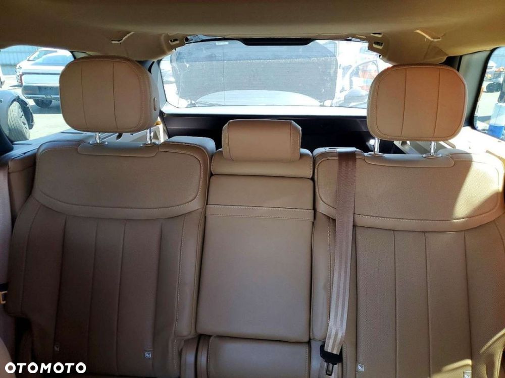 Land Rover Range Rover - 12