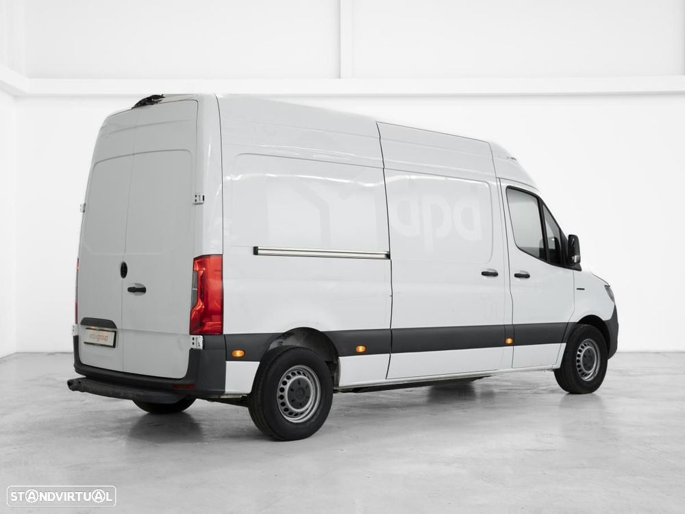 Mercedes-Benz E-SPRINTER - 3