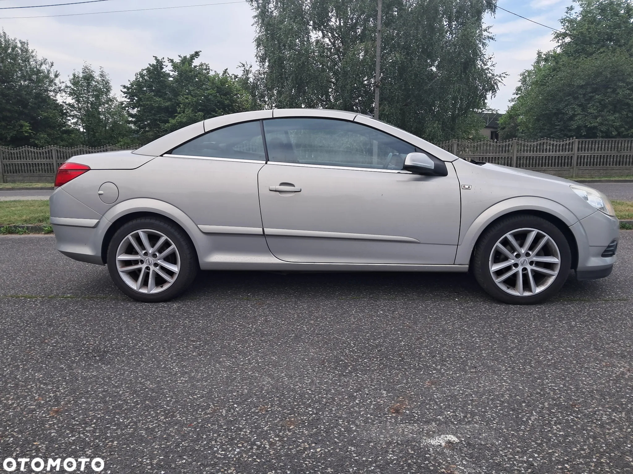 Opel Astra GTC 1.8 Automatik NAVI - 2