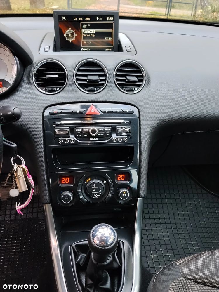 Peugeot 308 2013 photo 3