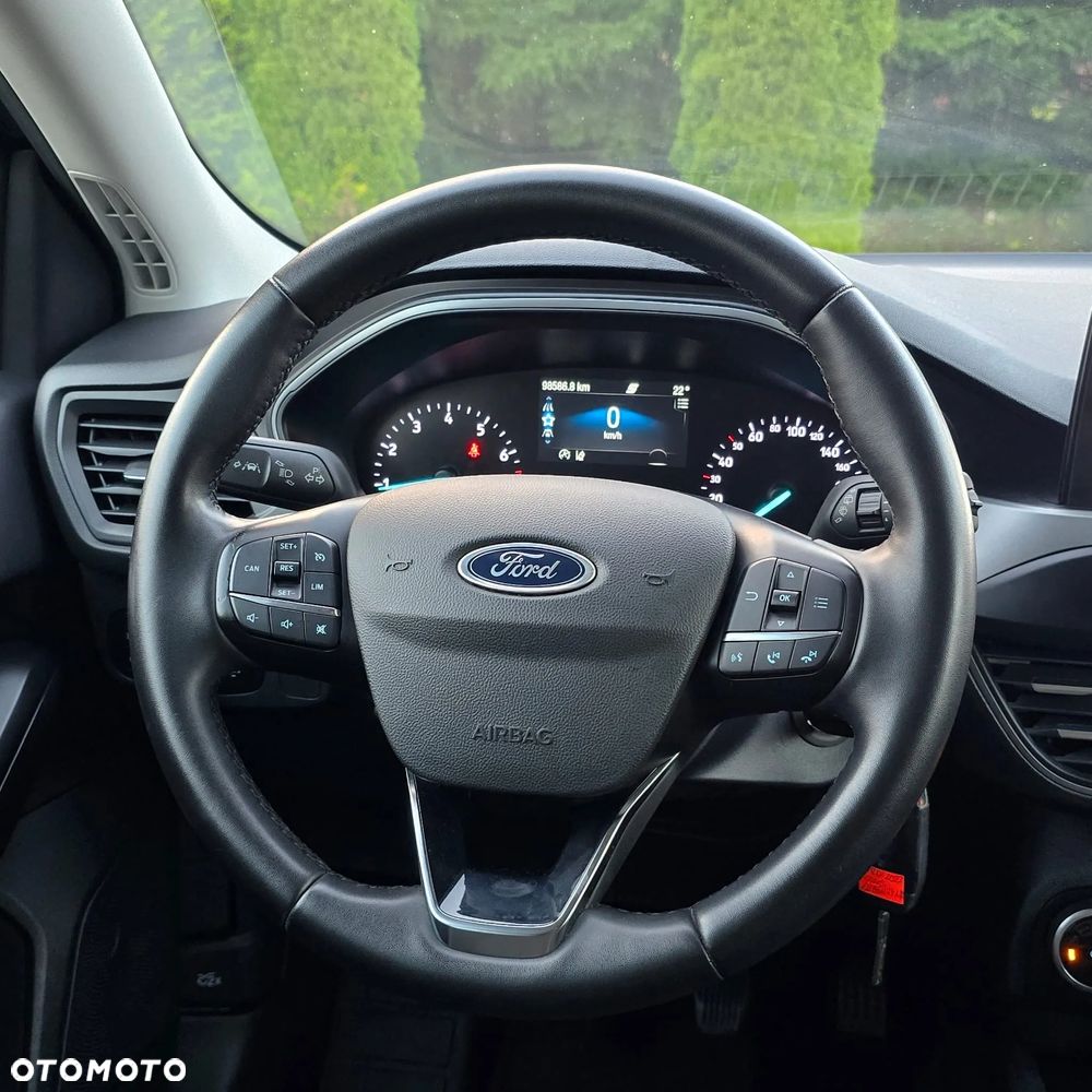 Ford Focus SW 1.0 EcoBoost Hybrid TITANIUM X - 26