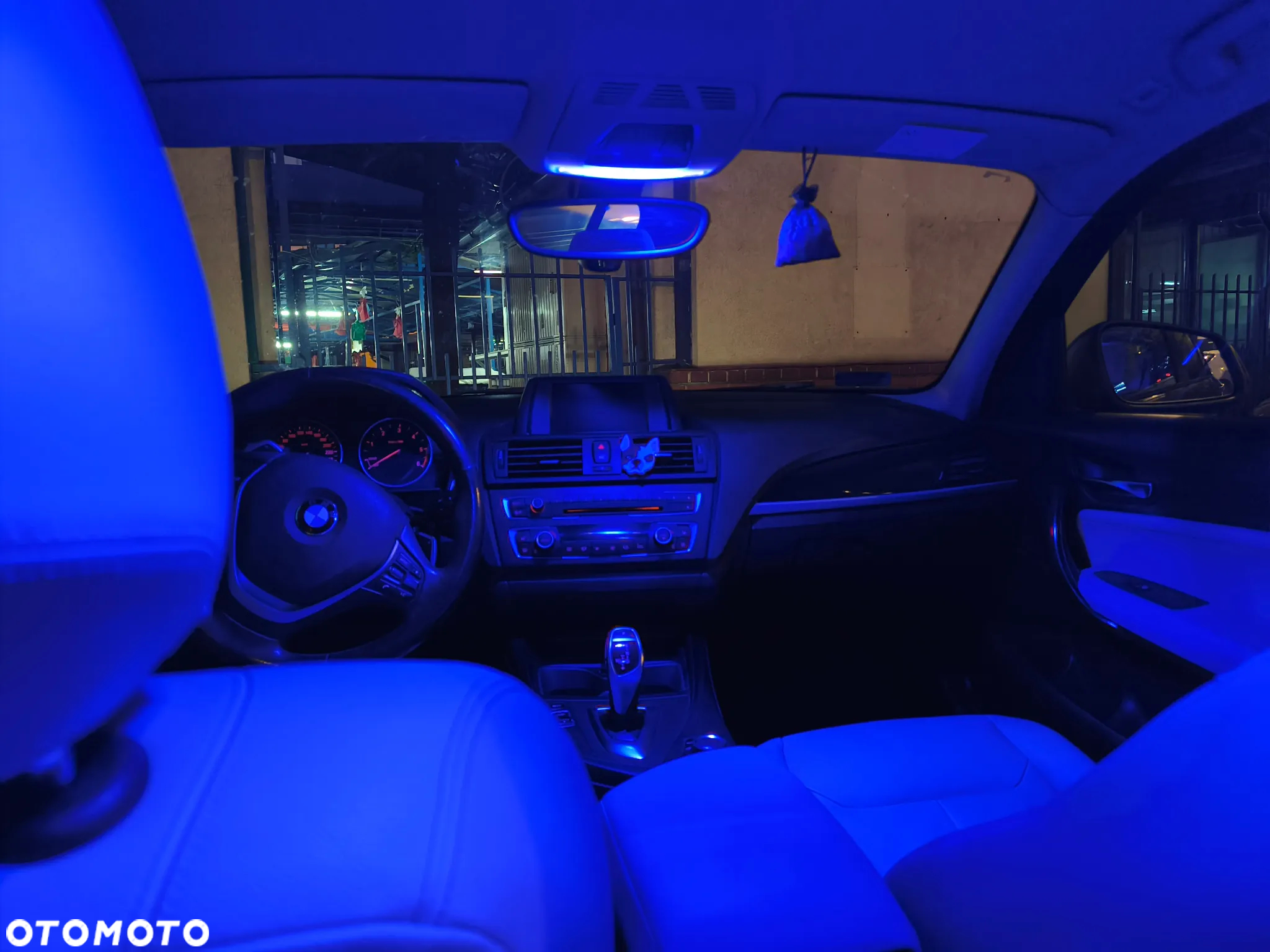 BMW Seria 1 - 19