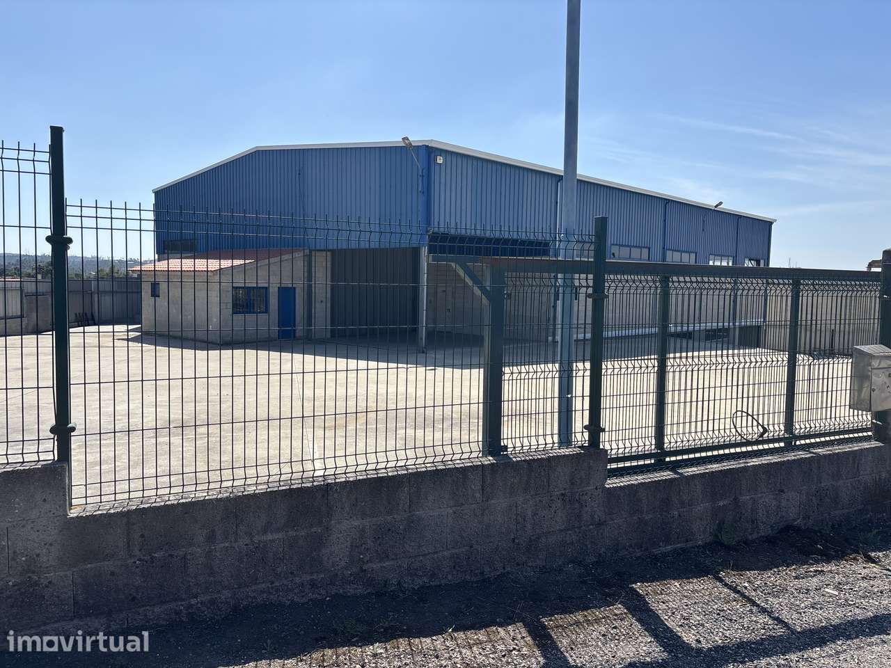 Armazém para venda - Grande imagem: 2/11