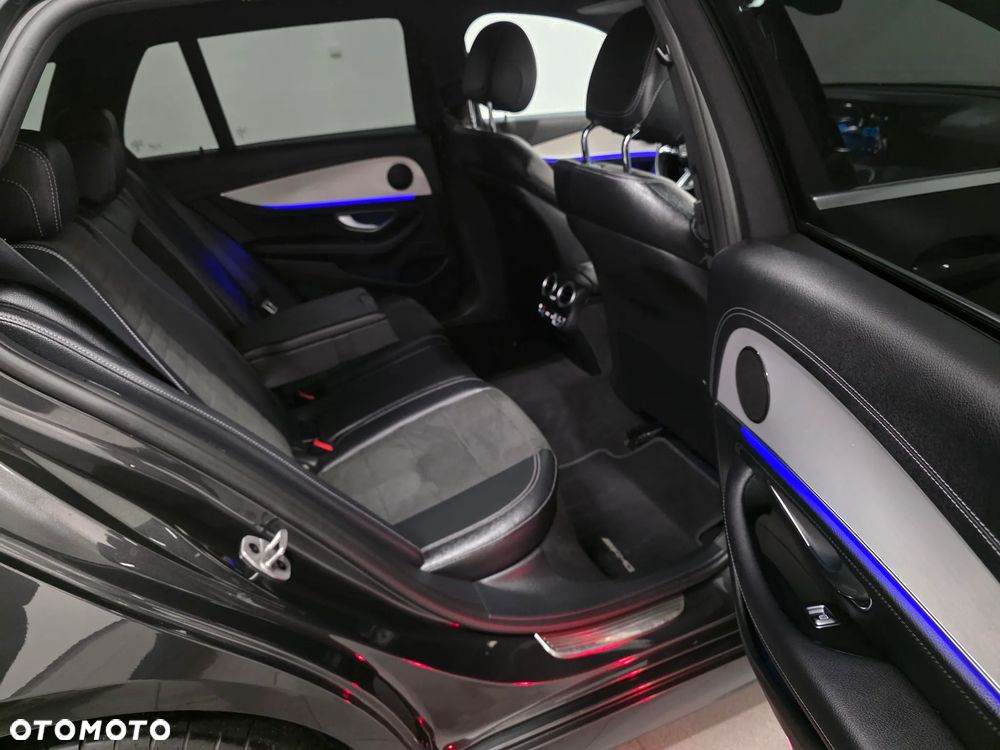 Mercedes-Benz Klasa E 300 de 9G-TRONIC AMG Line - 32