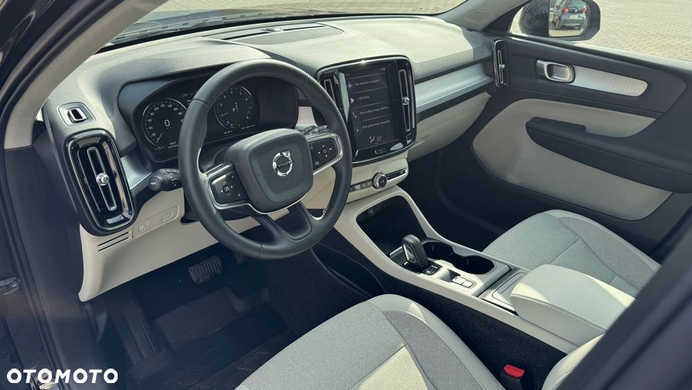Volvo XC 40 T4 Geartronic R-Design - 22