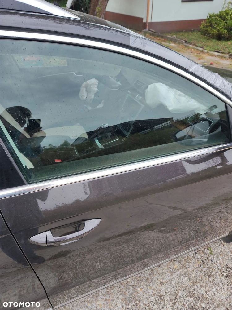 Volkswagen Passat 2.0 TDI DPF Comfortline - 3