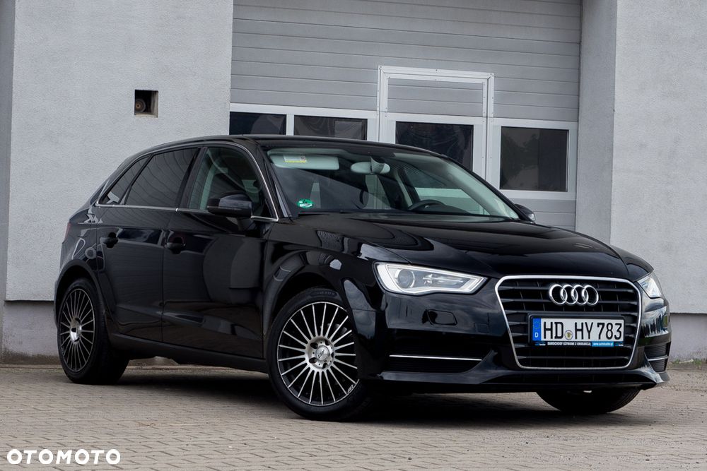 Audi A3 Sportback 1.4 TFSI Ambiente - 2